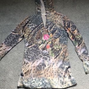 Motive hooded sweater with tiger face